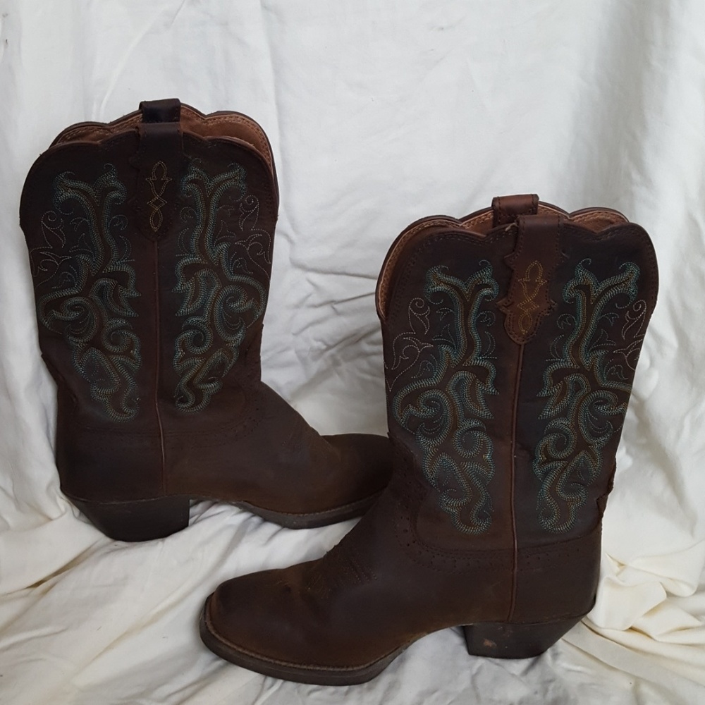 Squared Toe Justin Boots